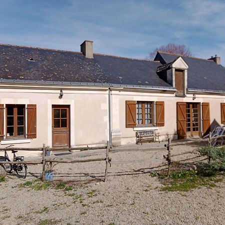 Villa L'Ecole Buissonniere Noyant-la-Plaine Exterior foto